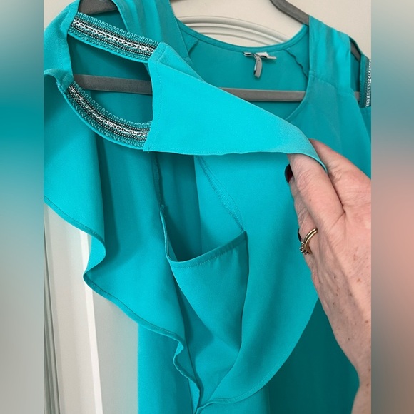 EST. 1946 Teal Polyester Flowy Short Sleeve Blouse Women’s Size Medium - Picture 7 of 13